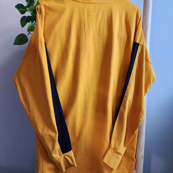 Alphalete athletic long sleeve - Picture 4 of 4